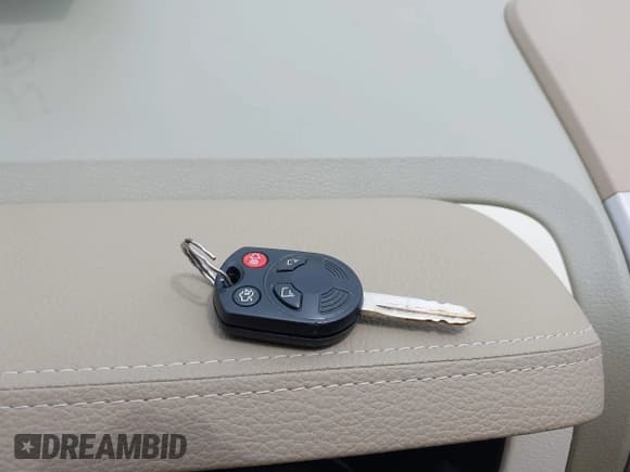 ✅ 2007 Lincoln MKX • VIN: 2LMDU68C47BJ39466 • Lot: 42267193. Listed on IAAI with 128,777 mi. Free auction sales archive from the USA and detailed vehicle history report at DreamBid. Image 11.