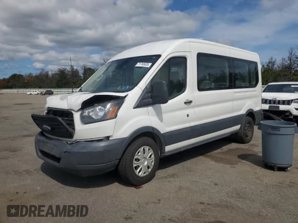 ✅ 2017 Ford Transit Passenger XL • VIN: 1FBZX2CM5HKB49182 • Lot: 71745635. Wystawiony na Copart z przebiegiem 157 933 mil. Bezpłatny archiwum sprzedaży aukcyjnych z USA i szczegółowy raport historii pojazdu na DreamBid. Zdjęcie 1.