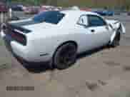 2018 Dodge Challenger R/T z VIN 2C3CDZBT2JH259541, wystawiony jako IAAI lot #42143798 z przebiegiem 90 510 mil mil oraz . Historia ofert i sprzedaży dostępna na DreamBid. Obrazek 4.