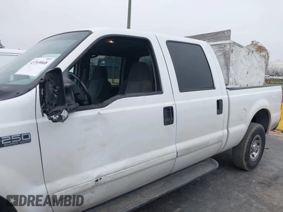 ✅ 2003 Ford F-250 XL • VIN: 1FTNW20LX3EB75941 • Lot: 43769068. Listed on IAAI with 171,942 mi. Free auction sales archive from the USA and detailed vehicle history report at DreamBid. Image 14.