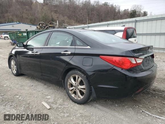 ✅ 2013 Hyundai Sonata Limited • VIN: 5NPEC4AC8DH580071 • Лот: 48237685. Опубликован ранее на Copart с пробегом 159 398 миль. Бесплатный доступ к архиву аукционных продаж из США и подробный отчёт об истории автомобиля на DreamBid. Изображение 2.