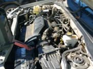 ✅ 2005 Mazda Tribute S • VIN: 4F2YZ04195KM43786 • Lot: 43575681. Wystawiony na IAAI z przebiegiem 212 773 mil. Bezpłatny archiwum sprzedaży aukcyjnych z USA i szczegółowy raport historii pojazdu na DreamBid. Zdjęcie 16.