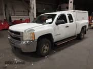 ✅ 2009 Chevrolet Silverado 2500HD Work Truck • VIN: 1GCHK49K19E133164 • Лот: 43423369. Опубликован ранее на IAAI с пробегом 304 182 миль. Бесплатный доступ к архиву аукционных продаж из США и подробный отчёт об истории автомобиля на DreamBid. Изображение 2.