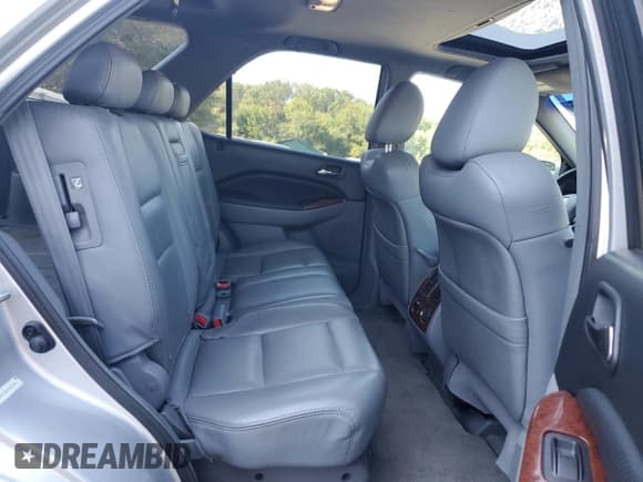 ✅ 2003 Acura MDX Touring • VIN: 2HNYD18683H511293 • Lot: 71622625. Wystawiony na Copart z przebiegiem 153 157 mil. Bezpłatny archiwum sprzedaży aukcyjnych z USA i szczegółowy raport historii pojazdu na DreamBid. Zdjęcie 11.