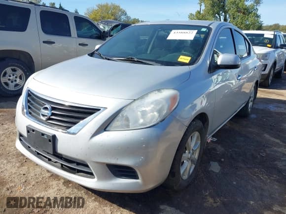 ✅ 2014 Nissan Versa SV • VIN: 3N1CN7AP5EL805329 • Лот: 43588822. Опубликован ранее на IAAI с пробегом 88 164 миль. Бесплатный доступ к архиву аукционных продаж из США и подробный отчёт об истории автомобиля на DreamBid. Изображение 18.