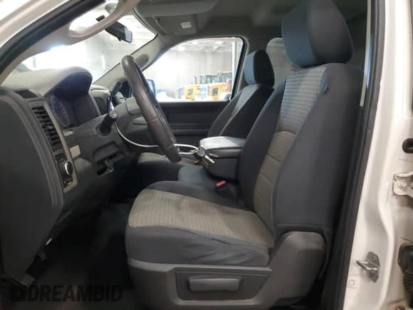 2009 Dodge 1500 SLT с VIN 1D3HB18PX9S740877, выставлен на аукционе Copart как лот 74973724 с пробегом 126 279 миль миль и На запчасти • Non repairable. История ставок и продаж доступна на DreamBid. Изображение 7.