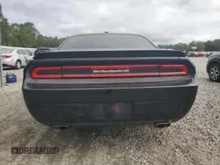 2013 Dodge Challenger SXT z VIN 2C3CDYAG7DH613511, wystawiony jako Copart lot #81931495 z przebiegiem 198 583 mil mil oraz Czysty tytuł • Clean title. Historia ofert i sprzedaży dostępna na DreamBid. Obrazek 6.