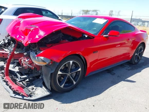 ✅ 2019 Ford Mustang GT • VIN: 1FA6P8CF9K5143836 • Lot: 42007730. Listed on IAAI with 40,326 mi. Free auction sales archive from the USA and detailed vehicle history report at DreamBid. Image 18.