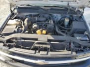 ✅ 2000 Chevrolet Silverado 1500 • VIN: 1GCEC14W0YE322024 • Lot: 84575835. Listed on Copart with 235,380 mi. Free auction sales archive from the USA and detailed vehicle history report at DreamBid. Image 11.