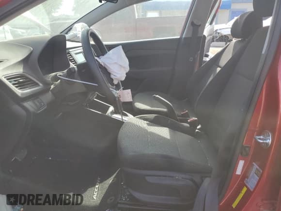 ✅ 2022 Hyundai Accent SE • VIN: 3KPC24A65NE159144 • Лот: 76994614. Опубликован ранее на Copart с пробегом 28 919 миль. Бесплатный доступ к архиву аукционных продаж из США и подробный отчёт об истории автомобиля на DreamBid. Изображение 7.