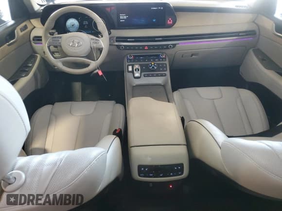 ✅ 2025 Hyundai Palisade Limited • VIN: KM8R5DGE5SU832152 • Лот: 68505915. Опубликован ранее на Copart с пробегом 6 250 миль. Бесплатный доступ к архиву аукционных продаж из США и подробный отчёт об истории автомобиля на DreamBid. Изображение 8.