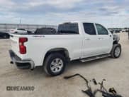 ✅ 2020 Chevrolet Silverado 1500 LT • VIN: 1GCRYDED7LZ197428 • Lot: 70494134. Wystawiony na Copart z przebiegiem 74 022 mil. Bezpłatny archiwum sprzedaży aukcyjnych z USA i szczegółowy raport historii pojazdu na DreamBid. Zdjęcie 3.