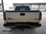 ✅ 2002 GMC Sierra 1500HD SLE • VIN: 1GTGC13U12F231628 • Лот: 48325315. Опубликован ранее на Copart с пробегом 302 458 миль. Бесплатный доступ к архиву аукционных продаж из США и подробный отчёт об истории автомобиля на DreamBid. Изображение 6.