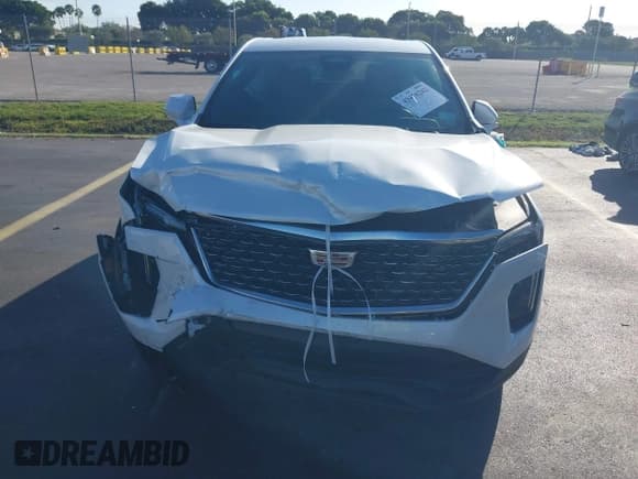 ✅ 2024 Cadillac XT4 FWD Luxury • VIN: 1GYAZAR45RF112366 • Лот: 43478282. Опубликован ранее на IAAI с пробегом 15 444 миль. Бесплатный доступ к архиву аукционных продаж из США и подробный отчёт об истории автомобиля на DreamBid. Изображение 6.