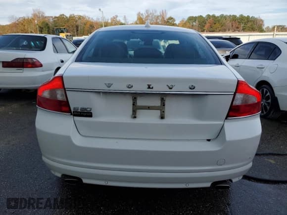 ✅ 2013 Volvo S80 3.2L • VIN: YV1952AS6D1170958 • Lot: 84520214. Listed on Copart with 130,760 mi. Free auction sales archive from the USA and detailed vehicle history report at DreamBid. Image 6.