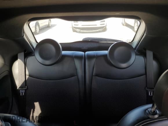 ✅ 2017 FIAT 500e • VIN: 3C3CFFGE3HT609232 • Lot: 69082054. Listed on Copart with 66,278 mi. Free auction sales archive from the USA and detailed vehicle history report at DreamBid. Image 10.