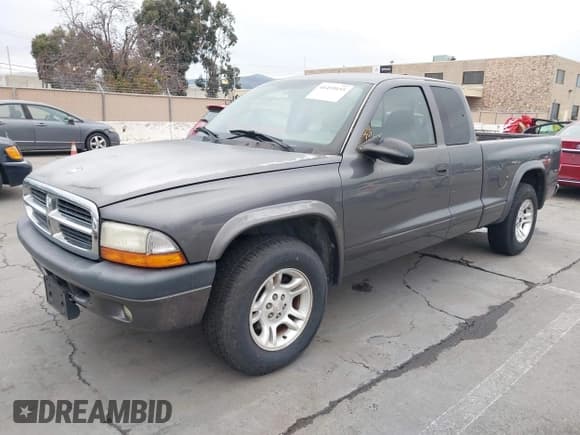 ✅ 2004 Dodge Dakota Sport • VIN: 1D7GL32KX4S690507 • Lot: 41459155. Wystawiony na IAAI z przebiegiem 200 646 mil. Bezpłatny archiwum sprzedaży aukcyjnych z USA i szczegółowy raport historii pojazdu na DreamBid. Zdjęcie 2.