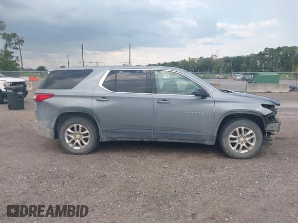 ✅ 2021 Chevrolet Traverse LS • VIN: 1GNERFKW4MJ133044 • Lot: 42858024. Listed on IAAI with 178,015 mi. Free auction sales archive from the USA and detailed vehicle history report at DreamBid. Image 13.