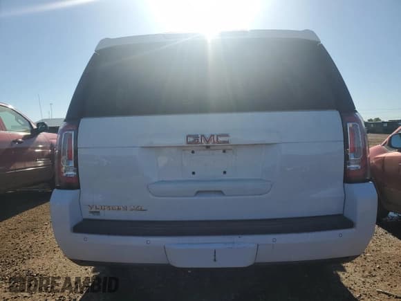✅ 2020 GMC Yukon XL SLT • VIN: 1GKS2GKC4LR177853 • Lot: 56035215. Listed on Copart with 87,444 mi. Free auction sales archive from the USA and detailed vehicle history report at DreamBid. Image 6.