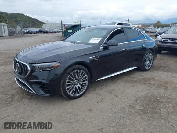 ✅ 2025 Mercedes-Benz E • VIN: W1KLF6DB2SA096582 • Лот: 43542364. Опубликован ранее на IAAI с пробегом 2 282 миль. Бесплатный доступ к архиву аукционных продаж из США и подробный отчёт об истории автомобиля на DreamBid. Изображение 2.