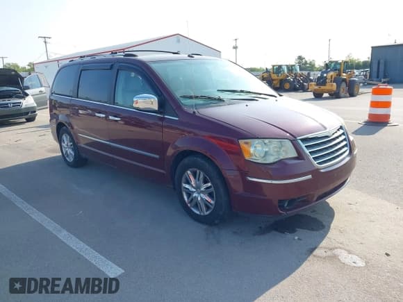 ✅ 2009 Chrysler Town & Country Limited • VIN: 2A8HR64X69R568431 • Lot: 42401479. Listed on IAAI with Not provided. Free auction sales archive from the USA and detailed vehicle history report at DreamBid. Image 1.