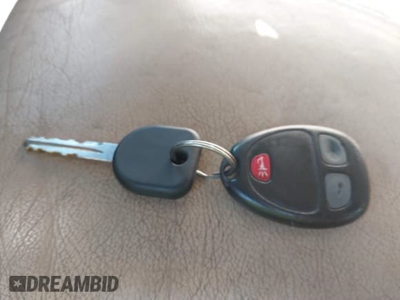 ✅ 2009 Chevrolet Silverado 1500 LT • VIN: 3GCEK23M79G289638 • Lot: 39254482. Listed on IAAI with 165,372 mi. Free auction sales archive from the USA and detailed vehicle history report at DreamBid. Image 11.