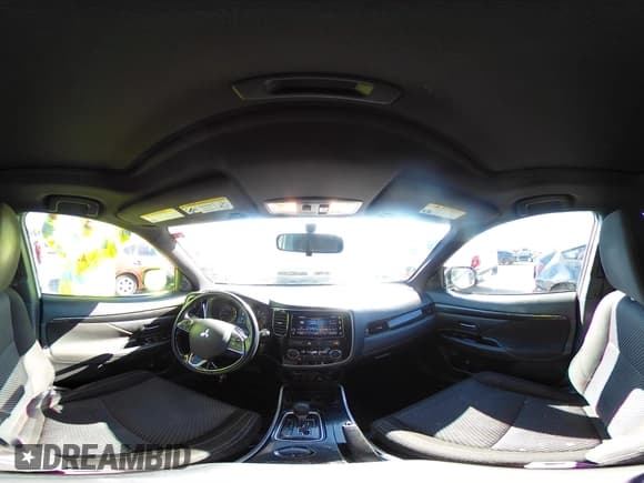 ✅ 2018 Mitsubishi Outlander SE • VIN: JA4AD3A31JZ029680 • Лот: 43589155. Опубликован ранее на IAAI с пробегом 93 442 миль. Бесплатный доступ к архиву аукционных продаж из США и подробный отчёт об истории автомобиля на DreamBid. Изображение 18.