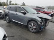 ✅ 2023 Nissan Rogue SL • VIN: 5N1BT3CB6PC839153 • Lot: 81627665. Wystawiony na Copart z przebiegiem 94 149 mil. Bezpłatny archiwum sprzedaży aukcyjnych z USA i szczegółowy raport historii pojazdu na DreamBid. Zdjęcie 4.