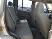 ✅ 2005 Jeep Liberty Sport • VIN: 1J4GK48K75W599645 • Лот: 56427245. Опубликован ранее на Copart с пробегом 207 127 миль. Бесплатный доступ к архиву аукционных продаж из США и подробный отчёт об истории автомобиля на DreamBid. Изображение 11.