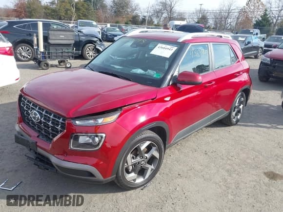 ✅ 2025 Hyundai Venue SEL • VIN: KMHRC8A32SU362179 • Lot: 43604943. Listed on IAAI with 7,803 mi. Free auction sales archive from the USA and detailed vehicle history report at DreamBid. Image 2.