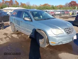 ✅ 2008 Chrysler Pacifica LX • VIN: 2A8GM48L58R656861 • Lot: 43685336. Listed on IAAI with 121,901 mi. Free auction sales archive from the USA and detailed vehicle history report at DreamBid. Image 1.