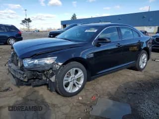 ✅ 2016 Ford Taurus SEL • VIN: 1FAHP2E80GG146995 • Лот: 93238435. Опубликован ранее на Copart с пробегом 96 627 миль. Бесплатный доступ к архиву аукционных продаж из США и подробный отчёт об истории автомобиля на DreamBid. Изображение 1.