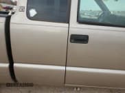 ✅ 2003 GMC Sonoma SLS • VIN: 1GTDT19X438288593 • Lot: 84070924. Listed on Copart with 146,524 mi. Free auction sales archive from the USA and detailed vehicle history report at DreamBid. Image 10.