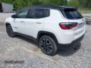 ✅ 2023 Jeep Compass (RED) Edition • VIN: 3C4NJDCN3PT565647 • Lot: 42461874. Wystawiony na IAAI z przebiegiem 42 830 mil. Bezpłatny archiwum sprzedaży aukcyjnych z USA i szczegółowy raport historii pojazdu na DreamBid. Zdjęcie 3.