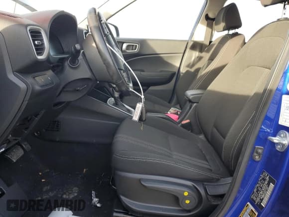 ✅ 2023 Hyundai Venue SEL • VIN: KMHRC8A39PU245951 • Lot: 41986125. Listed on Copart with 45,973 mi. Free auction sales archive from the USA and detailed vehicle history report at DreamBid. Image 7.