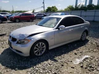 2006 BMW 3 Series 325i with VIN WBAVB17526NK35676, listed as a Copart auction lot 54720034 with 140,273 mi miles and Salvage title. Bid and sale history available at DreamBid. Image 1.