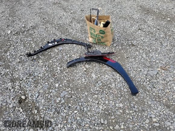 ✅ 2024 Hyundai Santa Fe Calligraphy • VIN: 5NMP5DG15RH002295 • Lot: 86157375. Listed on Copart with 28,684 mi. Free auction sales archive from the USA and detailed vehicle history report at DreamBid. Image 13.