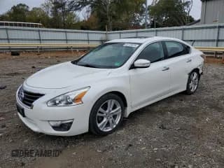 ✅ 2013 Nissan Altima SL • VIN: 1N4BL3APXDC214372 • Lot: 82725075. Listed on Copart with 155,135 mi. Free auction sales archive from the USA and detailed vehicle history report at DreamBid. Image 1.