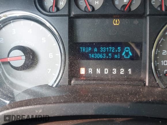 ✅ 2009 Ford F-150 XLT • VIN: 1FTRX12V09KB40570 • Лот: 42300754. Опубликован ранее на IAAI с пробегом 143 063 миль. Бесплатный доступ к архиву аукционных продаж из США и подробный отчёт об истории автомобиля на DreamBid. Изображение 15.