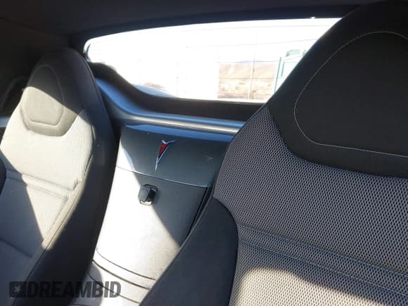 ✅ 2008 Pontiac Solstice • VIN: 1G2MC35BX8Y120300 • Lot: 41571848. Wystawiony na IAAI z przebiegiem 49 444 mil. Bezpłatny archiwum sprzedaży aukcyjnych z USA i szczegółowy raport historii pojazdu na DreamBid. Zdjęcie 8.