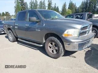 ✅ 2009 Dodge 1500 SLT • VIN: 1D3HV13PX9S761193 • Lot: 42238214. Wystawiony na IAAI z przebiegiem 112 369 mil. Bezpłatny archiwum sprzedaży aukcyjnych z USA i szczegółowy raport historii pojazdu na DreamBid. Zdjęcie 1.