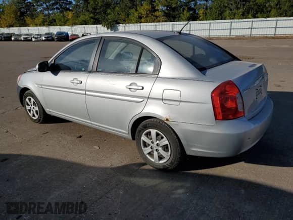 2010 Hyundai Accent GLS с VIN KMHCN4AC6AU430832, выставлен на аукционе Copart как лот 75715324 с пробегом 124 600 миль миль и Списание • Salvage title. История ставок и продаж доступна на DreamBid. Изображение 2.