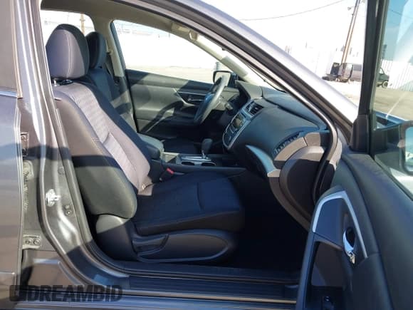 ✅ 2017 Nissan Altima S • VIN: 1N4AL3AP9HN322634 • Lot: 43518510. Listed on IAAI with 95,866 mi. Free auction sales archive from the USA and detailed vehicle history report at DreamBid. Image 5.