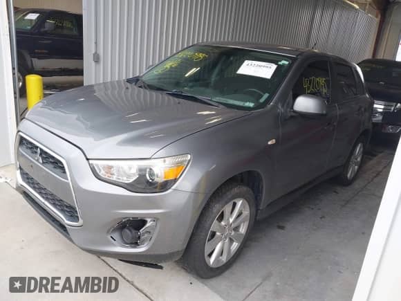 2014 Mitsubishi Outlander ES с VIN 4A4AR3AU1EE023352, выставлен на аукционе IAAI как лот 43220995 с пробегом 174 781 миль миль и . История ставок и продаж доступна на DreamBid. Изображение 2.