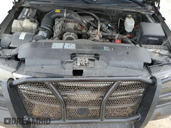 ✅ 2006 Chevrolet Silverado 2500HD LT2 • VIN: 1GCHK23D86F197884 • Lot: 44274085. Wystawiony na Copart z przebiegiem 272 875 mil. Bezpłatny archiwum sprzedaży aukcyjnych z USA i szczegółowy raport historii pojazdu na DreamBid. Zdjęcie 12.