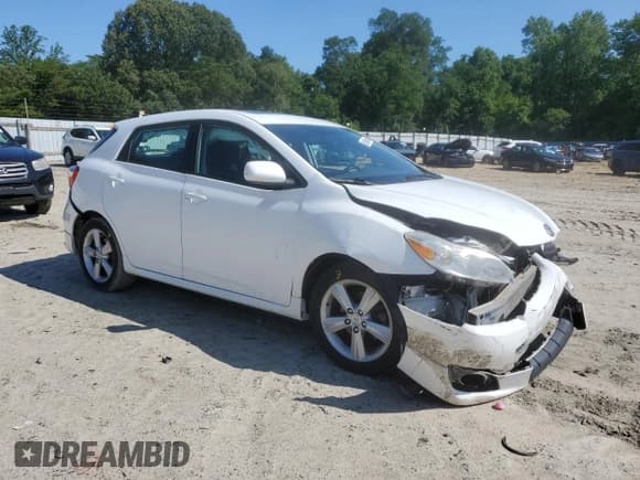 ✅ 2009 Toyota Matrix S • VIN: 2T1KE40E99C009957 • Лот: 58825465. Опубликован ранее на Copart с пробегом 103 496 миль. Бесплатный доступ к архиву аукционных продаж из США и подробный отчёт об истории автомобиля на DreamBid. Изображение 4.