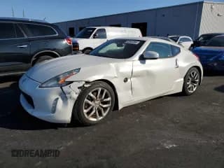 ✅ 2013 Nissan 370Z • VIN: JN1AZ4EH0DM382077 • Lot: 93843355. Wystawiony na Copart z przebiegiem 53 514 mil. Bezpłatny archiwum sprzedaży aukcyjnych z USA i szczegółowy raport historii pojazdu na DreamBid. Zdjęcie 1.
