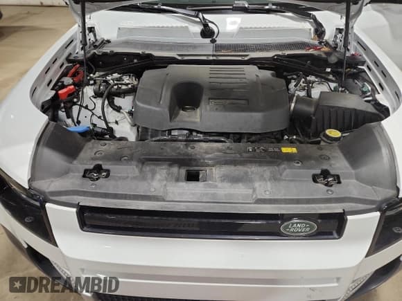 ✅ 2024 Land Rover Defender S • VIN: SALEJ7EU1R2295515 • Лот: 82753935. Опубликован ранее на Copart с пробегом 32 336 миль. Бесплатный доступ к архиву аукционных продаж из США и подробный отчёт об истории автомобиля на DreamBid. Изображение 12.