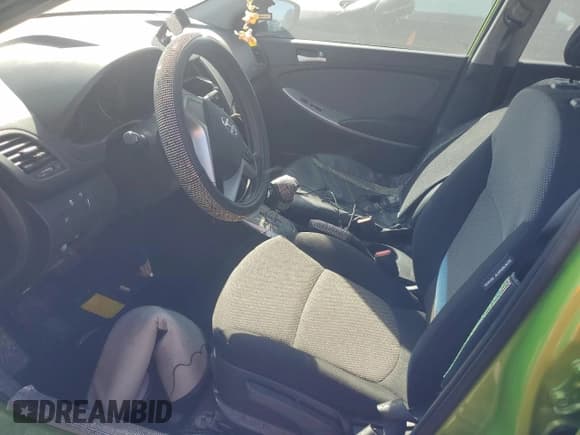 ✅ 2013 Hyundai Accent GS • VIN: KMHCT5AE3DU135334 • Лот: 75125894. Опубликован ранее на Copart с пробегом Не указан. Бесплатный доступ к архиву аукционных продаж из США и подробный отчёт об истории автомобиля на DreamBid. Изображение 7.