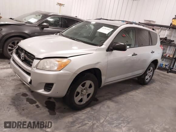 ✅ 2011 Toyota RAV4 • VIN: 2T3BK4DV1BW062926 • Лот: 43761565. Опубликован ранее на IAAI с пробегом 135 739 миль. Бесплатный доступ к архиву аукционных продаж из США и подробный отчёт об истории автомобиля на DreamBid. Изображение 2.